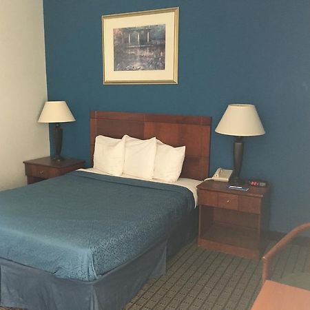 Rodeway Inn 格林菲尔德 外观 照片
