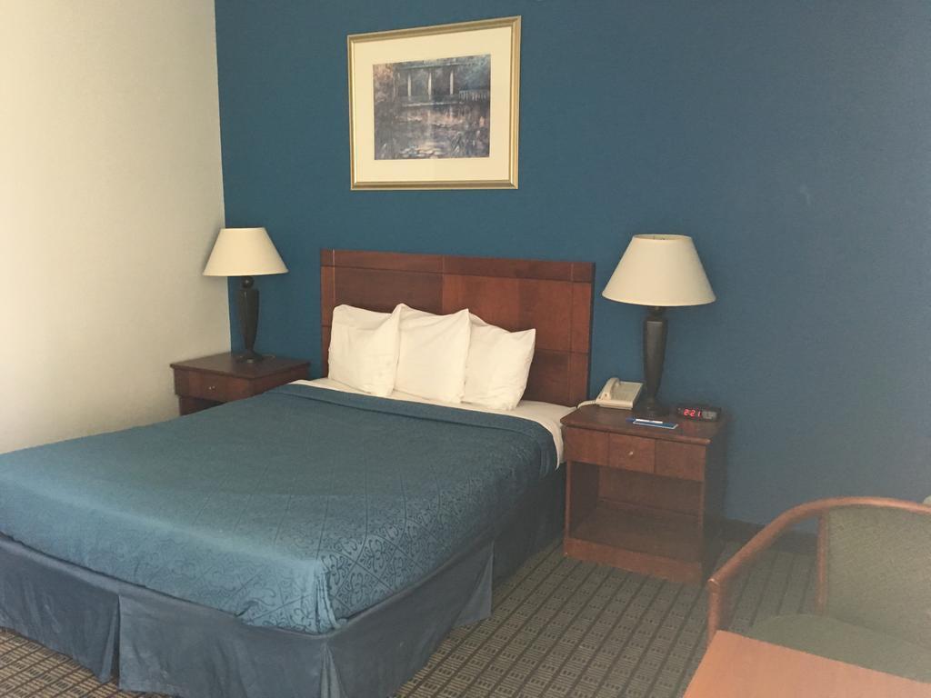 Rodeway Inn 格林菲尔德 外观 照片