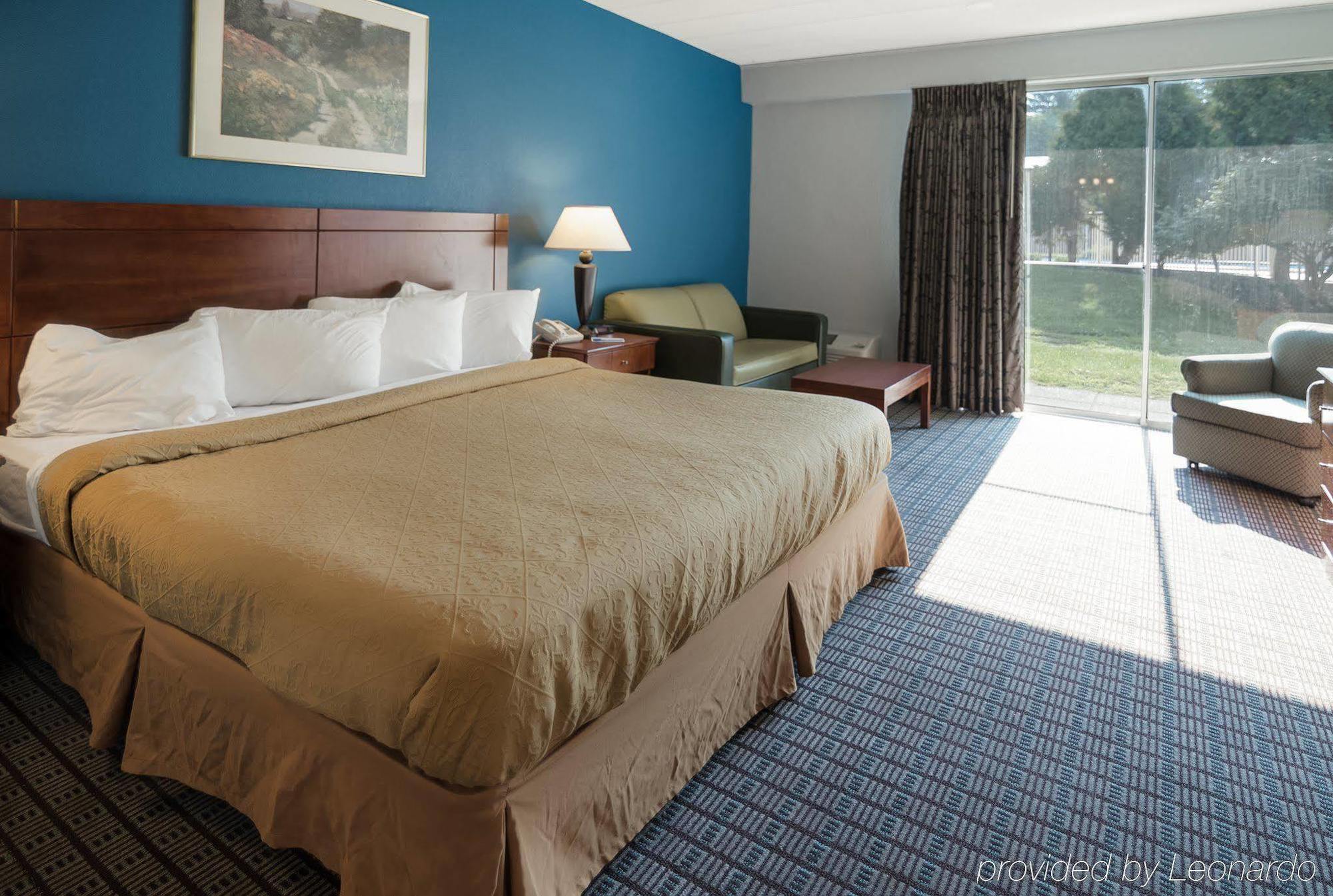 Rodeway Inn 格林菲尔德 外观 照片